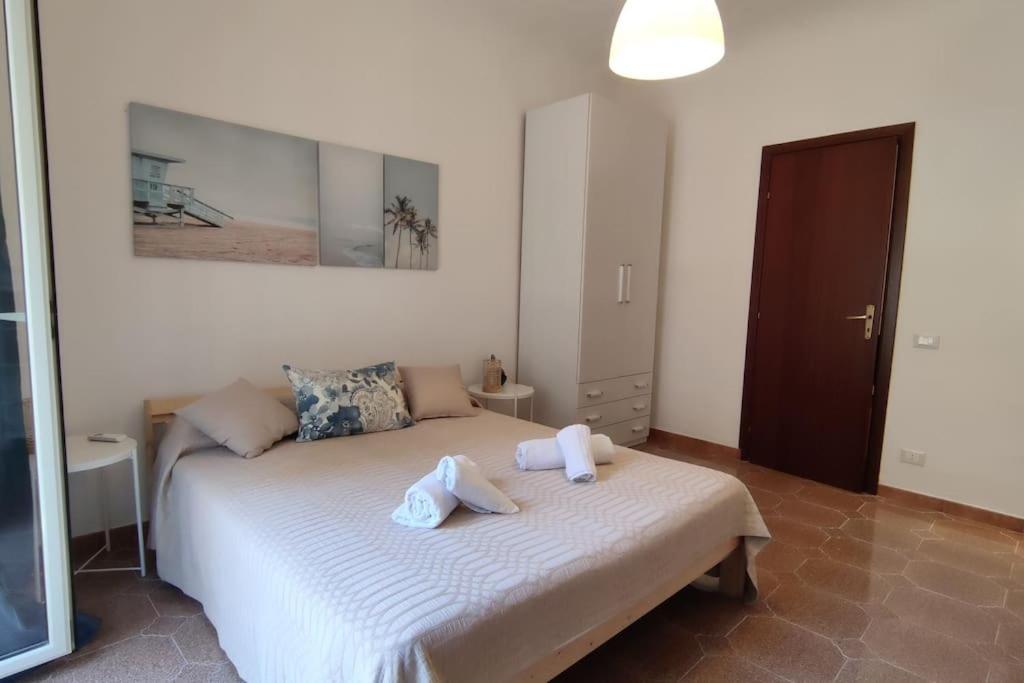 Casa Vacanze U Curtigghiu Чефалу Екстериор снимка