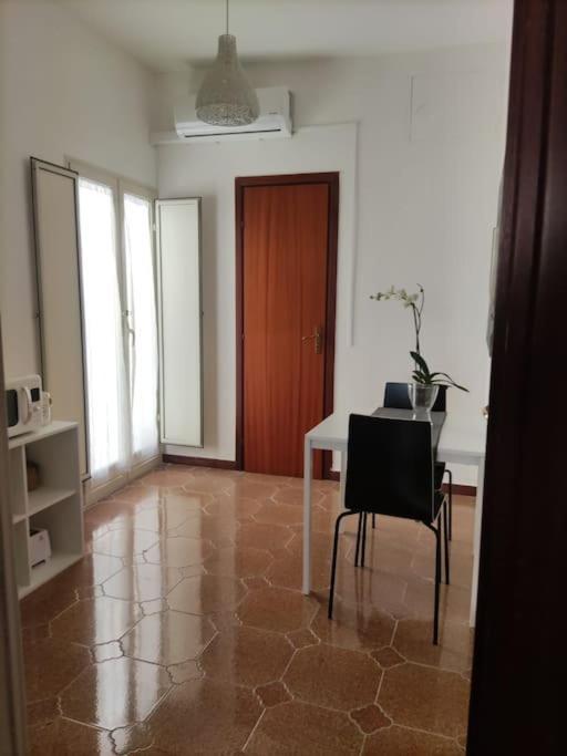 Casa Vacanze U Curtigghiu Чефалу Екстериор снимка